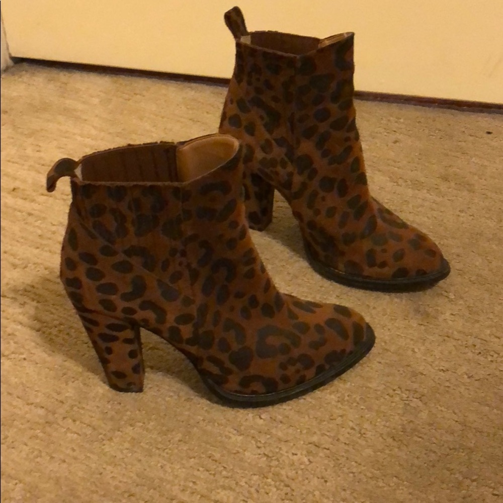 Zara leopard booties